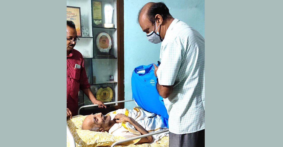 Olympic T-shirt presented to coach Nambiar