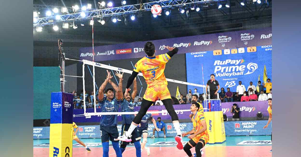 Prime Volleyball: Kochi Blue Spikers beat Chennai Blitz to record first ...