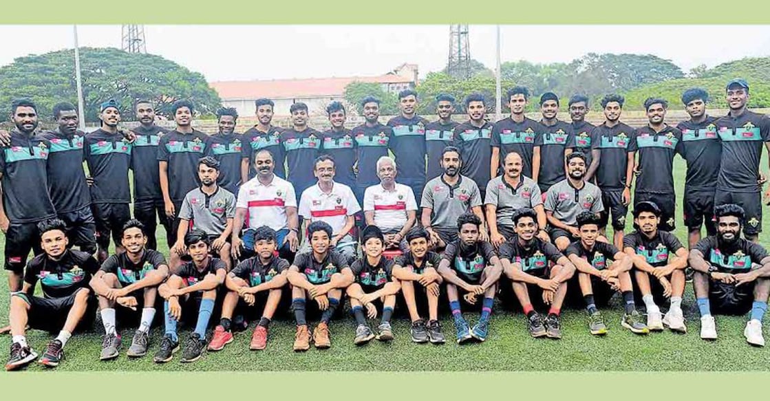 Parappur FC players and coaches. Photo: Manorama