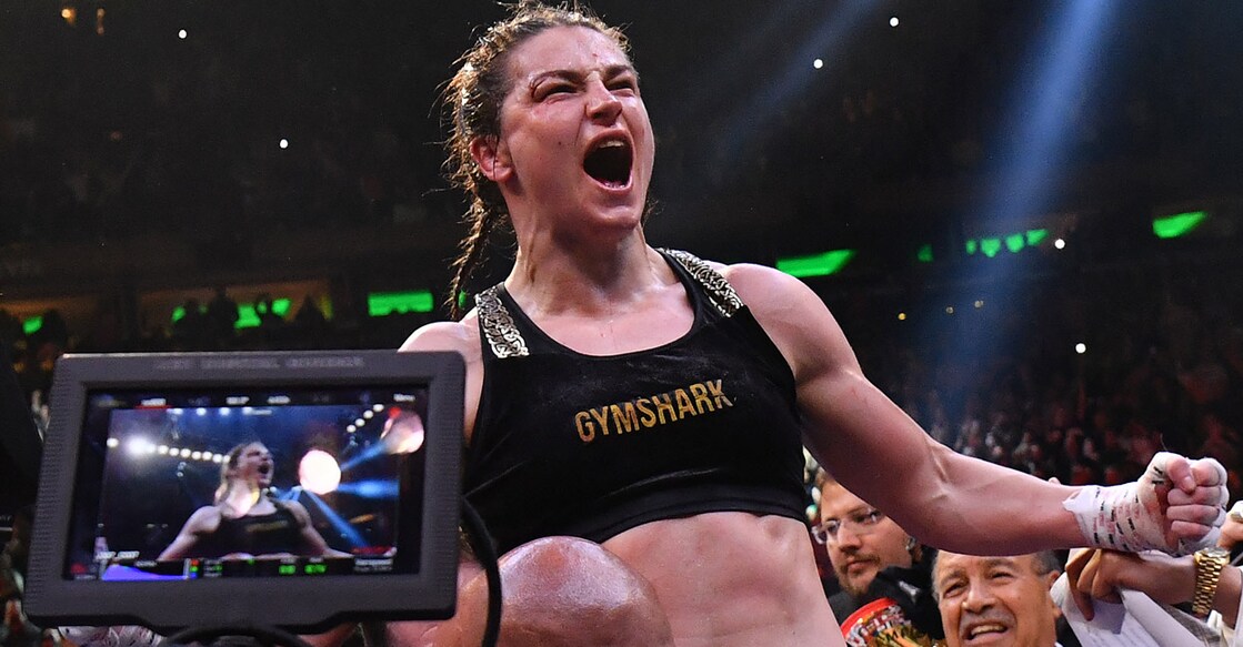 Katie Taylor celebrates after defeating Amanda Serrano. Photo: AFP/Angela Weiss