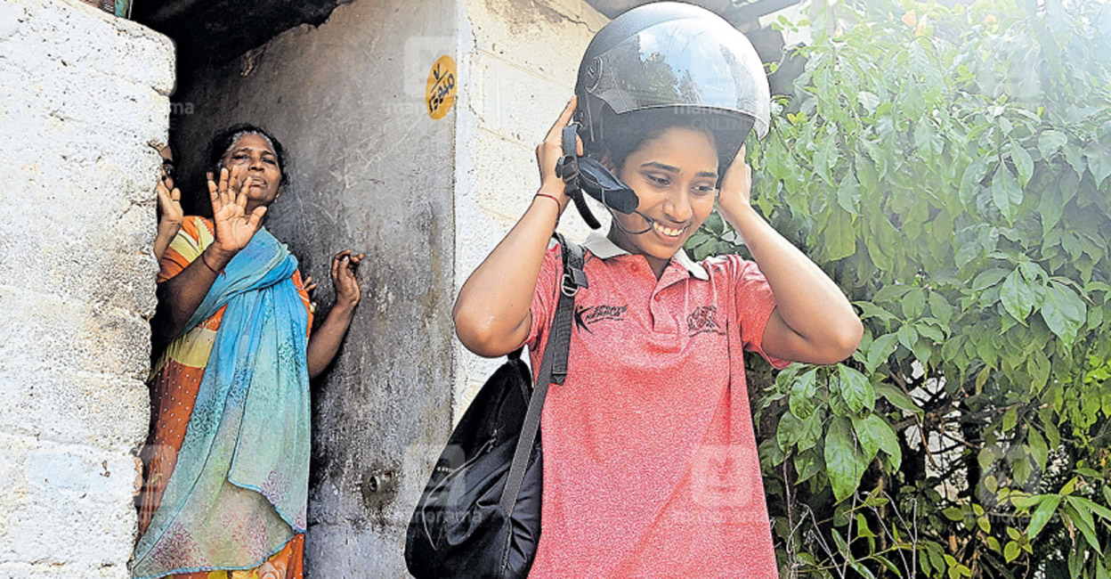 Battling poverty, Nirmala makes a big splash R Nirmala returns after presenting her gold medals to her grandmother. Photo: Rinkuraj Rinku Raj Mattancherriyil