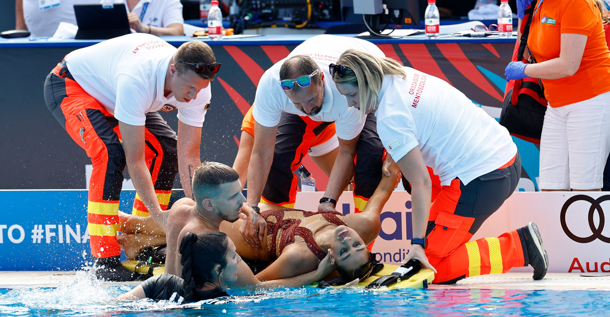 Coach saves US artistic swimmer Alvarez from drowning | Sports News |  Onmanorama