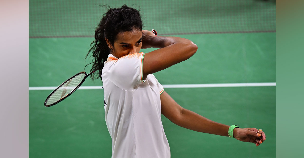 India's PV Sindhu in action against Shahzad Mahoor of Pakistan in group league match of Commonwealth Games 2022 at National Exhibition Centre (NEC) in Birmingham on Friday. Photo: PTI