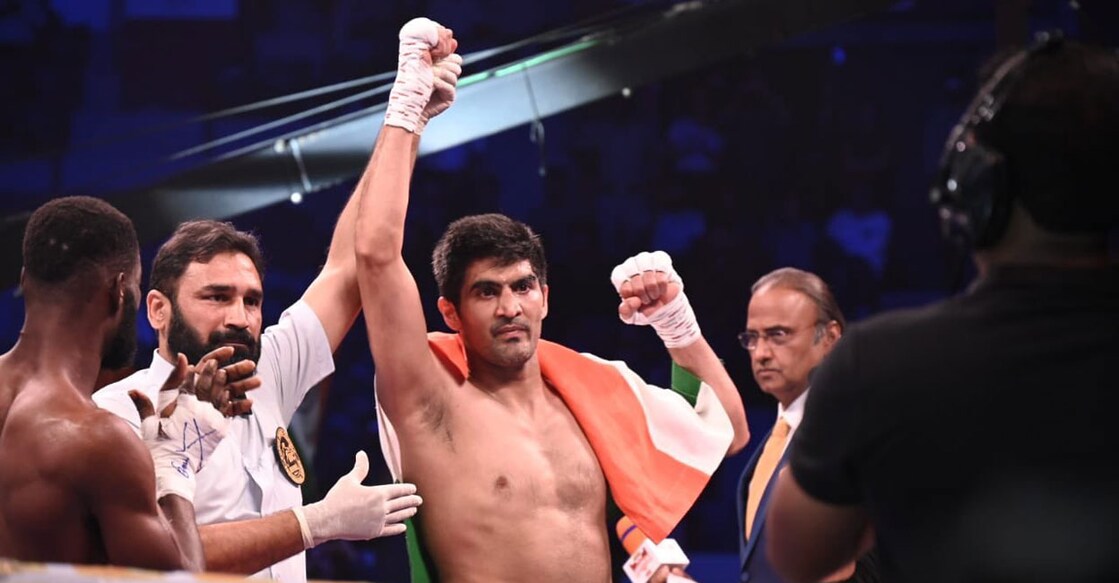 Vijender Singh Vijender Singh after winning the bout against Ghana's Eliasu Sulley in Raipur. Photo: Twitter/ @bhupeshbaghel