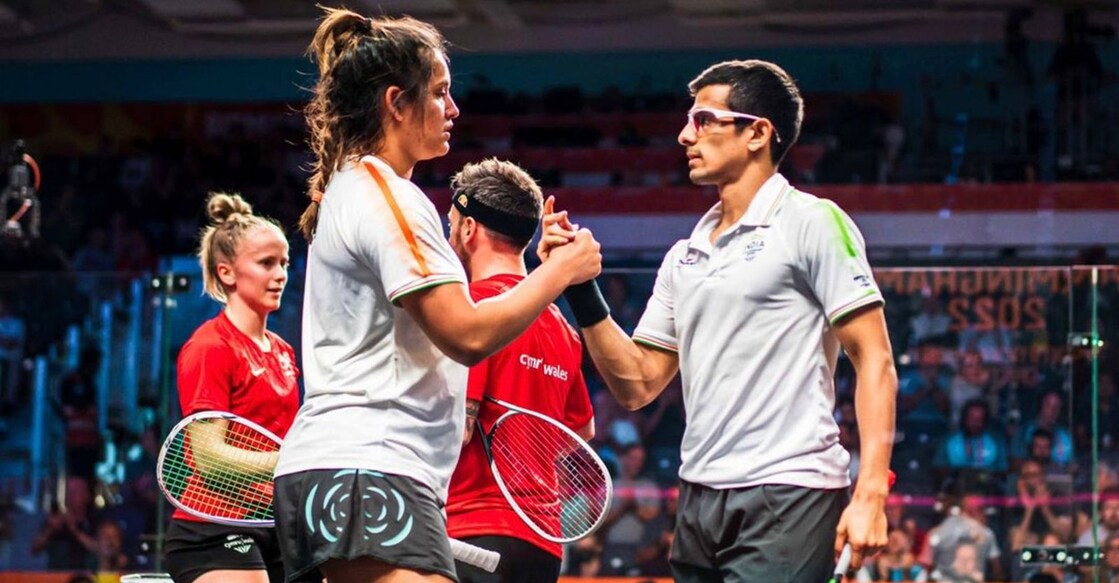Dipika Pallikal and Saurav Ghosal celebrate their win. Photo: IANS