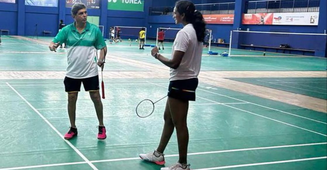 Padukone during a atraining session with Sindhu. Photo: X@Pvsindhu1