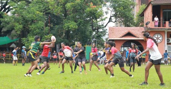 La squadra di rugby sta cercando un posto nella scena sportiva del Kerala, attirando i giovani