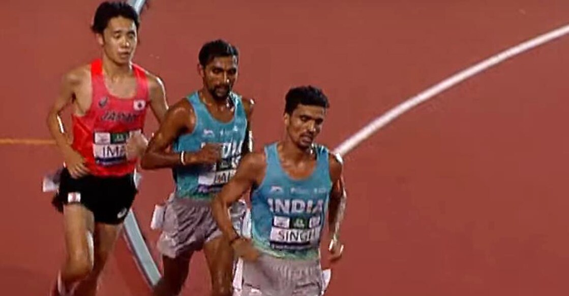 abhishek-pal-asian-championship India's Abhishek Pal (centre) competes in the men's 10,000m event at Asian Athletics Championships in Bangkok on Wednesday. Photo: Twitter/@Media_SAI