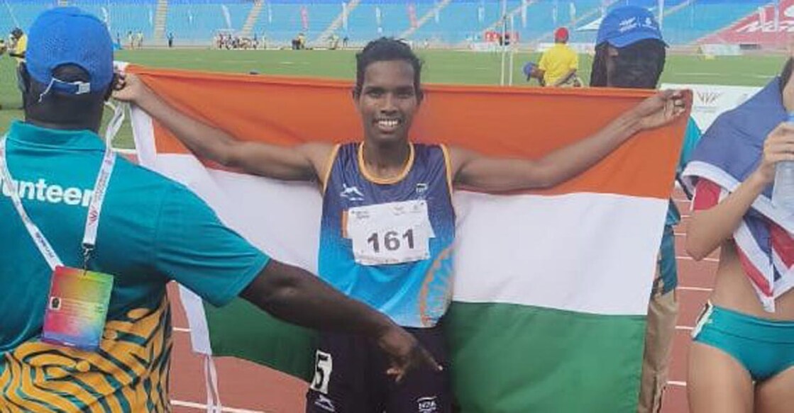 Asha Kiran Barla won silver in girls' 800m. Photo: Twitter@afiindia