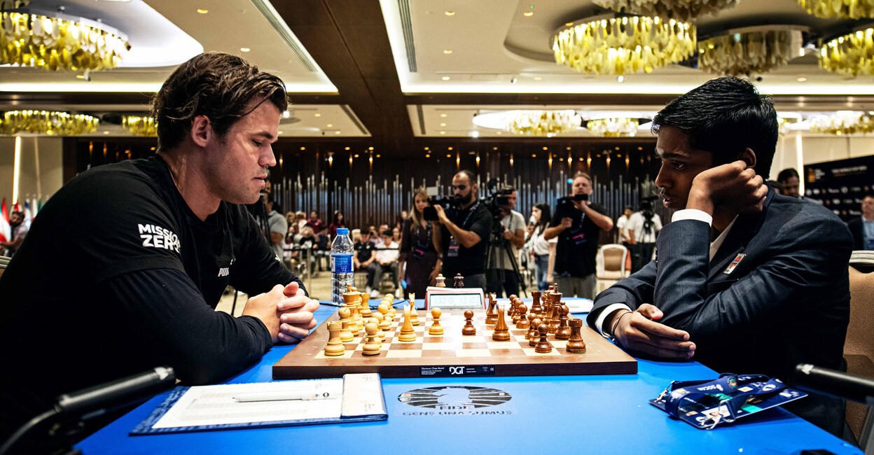 Magnus Carlsen (left) and R Praggnanandhaa in the final of the FIDE World Cup. Photo: X/@FIDE_chess