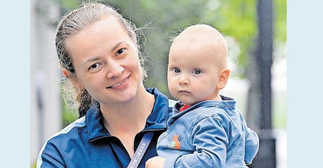 Pistova Yulina with daughter Stalina