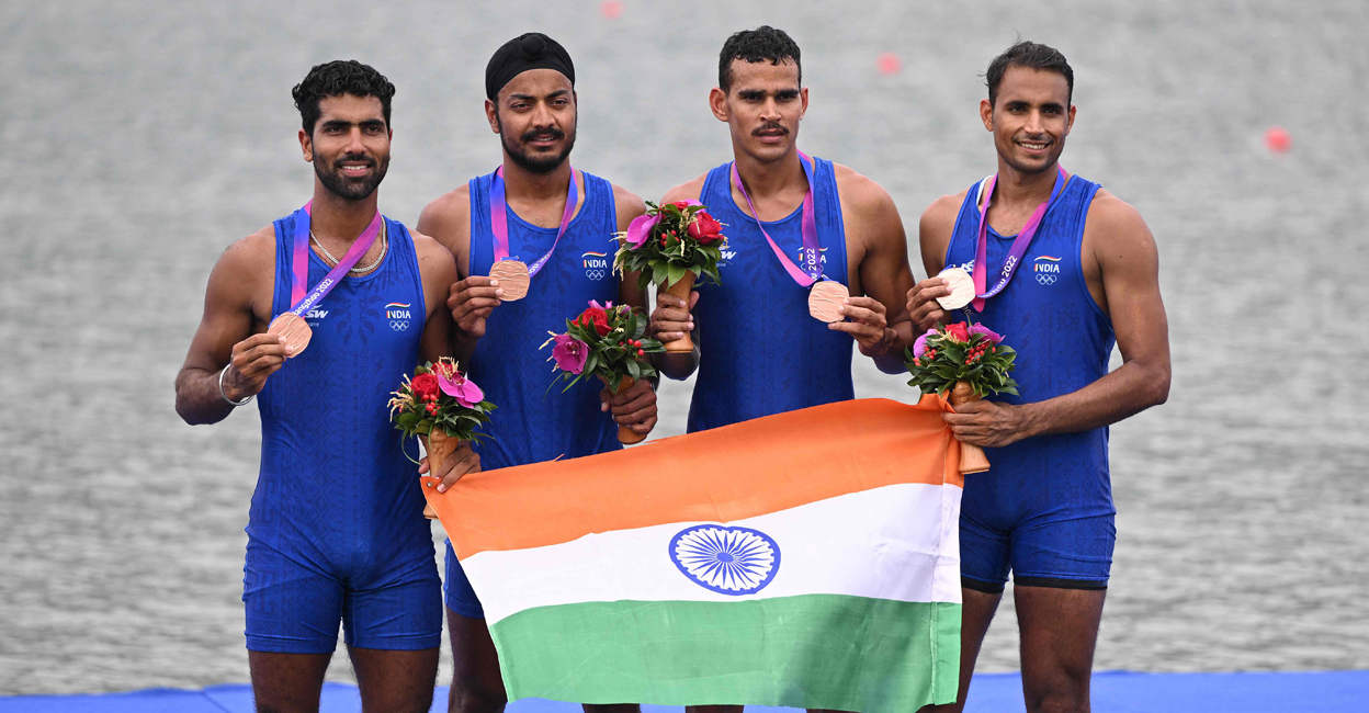 ROWING-ASIAD-2022-2023-HANGZHOU Bronze medallists India's Jaswinder Singh, Bheem Singh, Punit Kumar and Ashish pose during the medal ceremony for the men's four final event of rowing during the 2022 Asian Games in Hangzhou. Photo: AFP