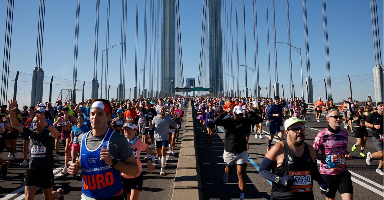 Runners cross the Verrazzano-Narrows Bridge during the marathon. Photo: Reuters/Brendan Mcdermid
