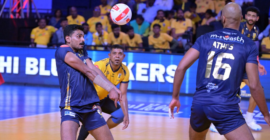 Kochi Blue Spikers in action against Chennai Blitz in Chennai on Tuesday. Photo: Prime Volleyball League