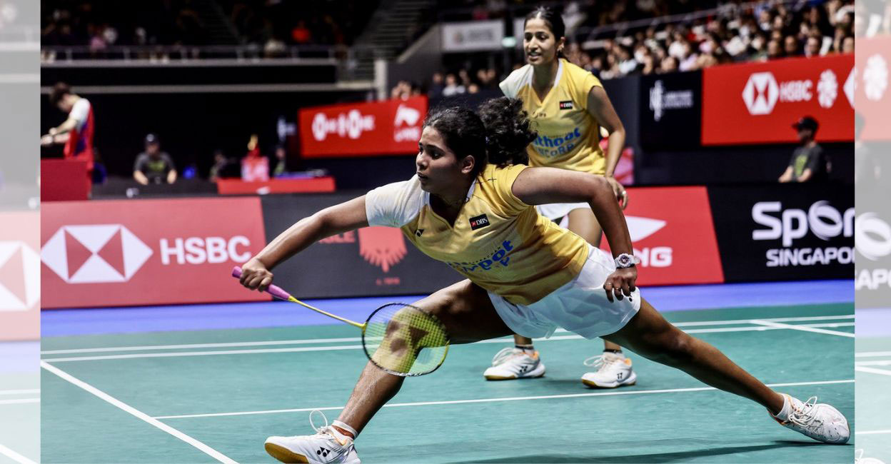 Treesa Jolly goes for a return as Gayatri Gopichand looks on in their pre-quarterfinal game against Baek Ha Na and Lee So Hee of South Korea. Photo: @badmintonphoto via X/@BAI_Media via