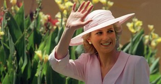 A flame sculpture that keeps memories of Princess Diana burning