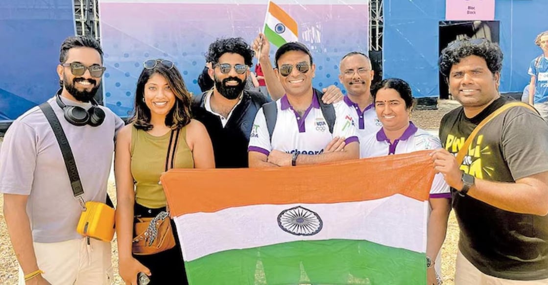 Malayali gang rooting for Team India in Paris From left: Vysakh Ullas, Deynu Raju, Jodson Thomas, Sangeeth, Ajith Kumar, Jini Sukumaran and Jithu Damodaran outside the hockey stadium.