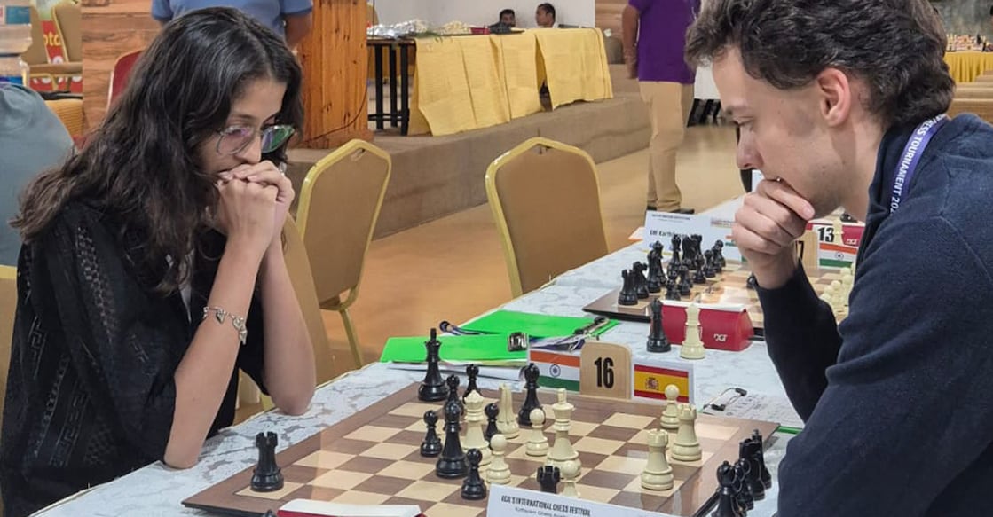 saniya-rafique-tadavi-chess Saniya Rafique Tadavi plays against Daniel Sanz Wawer of Spain in round one of the Kerala Chess Association's 1st GM International in Kottayam on April 30, 2025. Photo: Onmanorama
