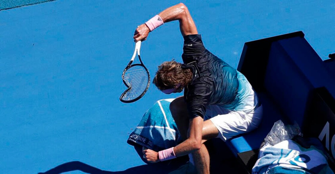 Australian Open: Zverev melts down in huge loss to Raonic