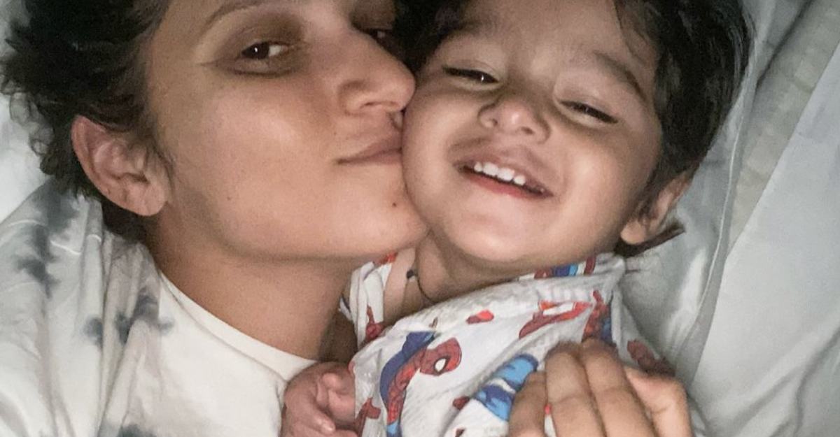Sania Mirza Shares Cute Picture With Son Tennis News Onmanorama Former indian captain mohammad azharuddin's son mohammad asaduddin tied the knot with sania mirza's sister anam mirza on wednesday in a pompous affair in hyderabad. sania mirza shares cute picture with