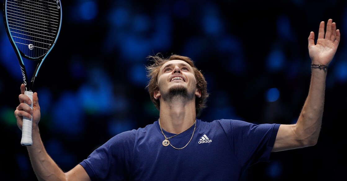  Alexander Zverev reacts ater beating Novak Djokovic. Photo: Reuters/Guglielmo Mangiapane