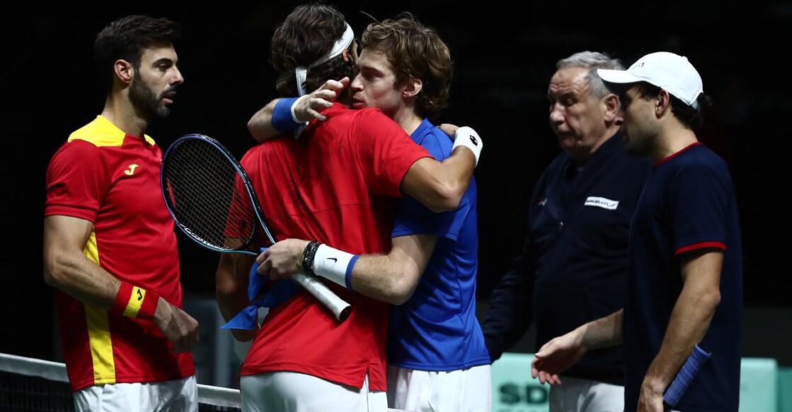 Russian Tennis Federation's Aslan Karatsev and Andrey Rublev after winning their double match against Spain's Marcel Granollers and Feliciano Lopez. Photo: Reuters/Sergio Perez