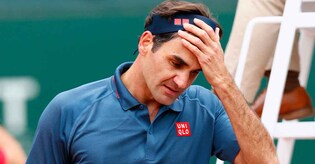 Federer suffers defeat on return