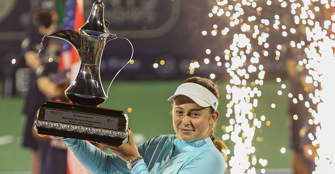 Jelena Ostapenko poses with the trophy. Photo: IANS