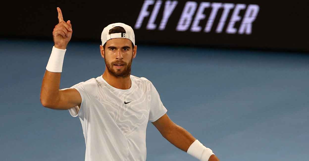 Karen Khachanov Karen Khachanov celebrates winning the first set against Sebastian Korda. Photo: Reuters/Hannah Mckay