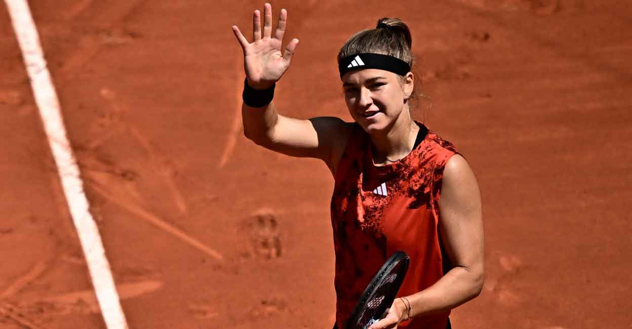 French Open: Karolina Muchová stuns Aryna Sabalenka in comeback win