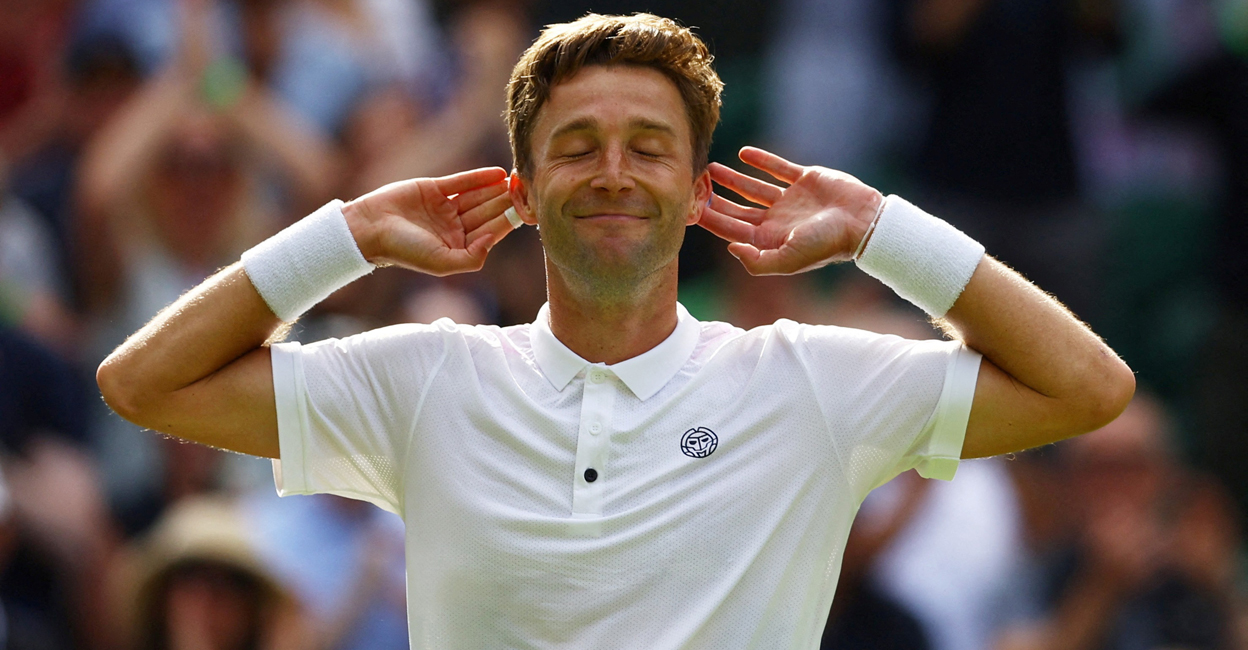 Britain's Liam Broady celebrates winning his second round match against Norway's Casper Ruud. Photo: Reuters/Hannah Mckay