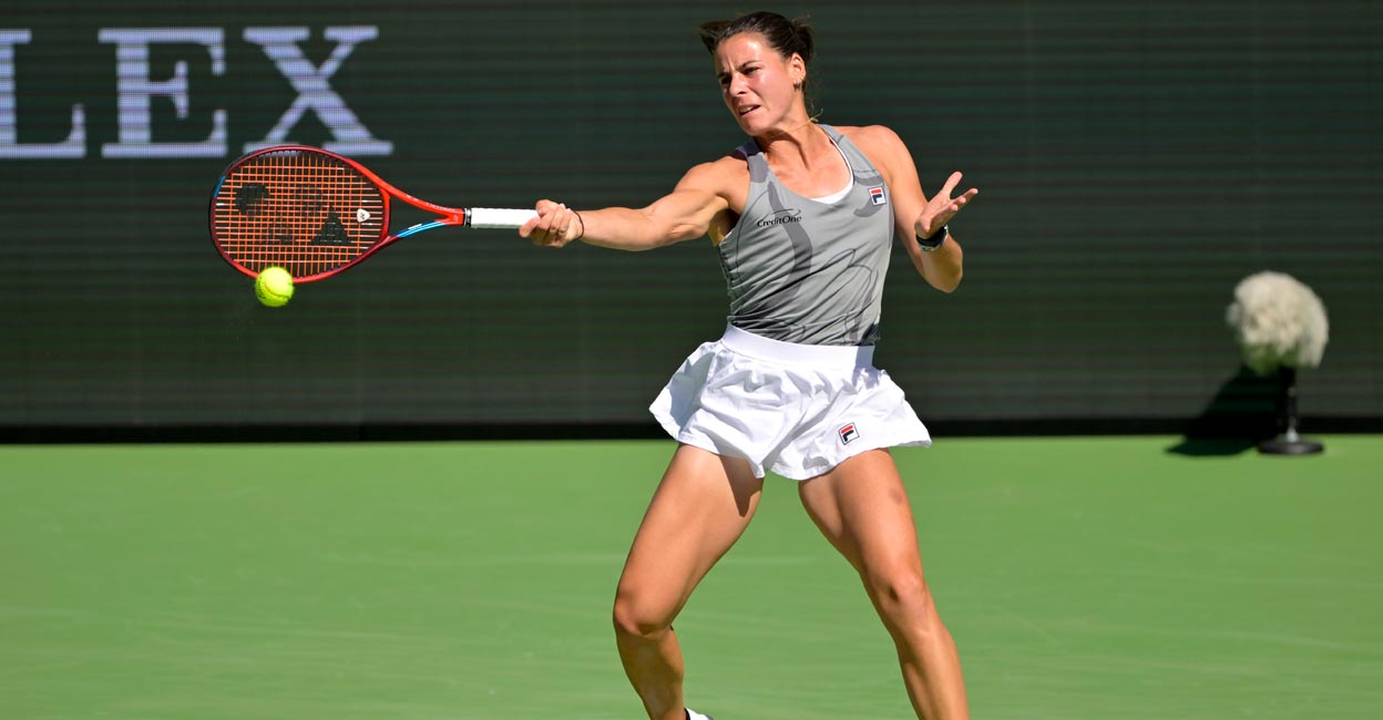 Emma Navarro makes a retunr to Aryna Sabalenka. Photo: USA TODAY Sports/: Jayne Kamin-Oncea via Reuters