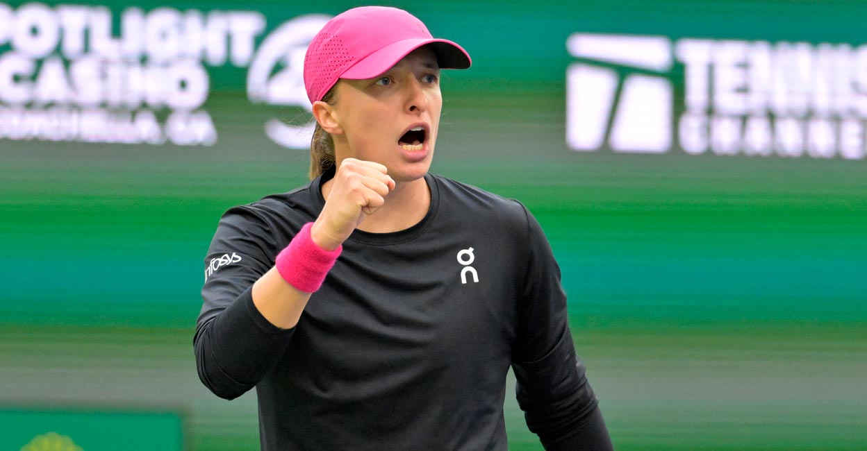 Iga Swiatek reacts after winning a point against Marta Kostyuk. Photo: USA TODAY Sports/Jayne Kamin-Oncea via Reuters