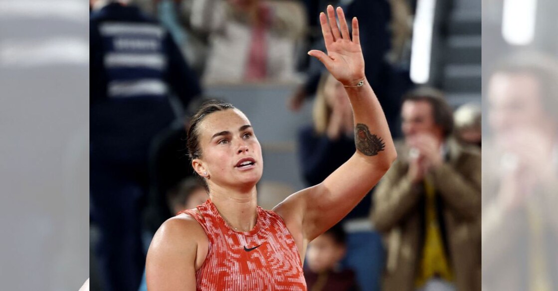 Belarus' Aryna Sabalenka celebrates after winning her first round match against Russia's Erika Andreeva. Photo: Reuters/Yves Herman