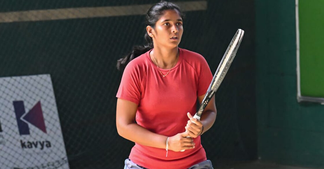 Laxmi Siri Dandu of Telangana in action during her pre-quarterfinal against Vidula Amar of Karnataka. Photo: Special arrangement