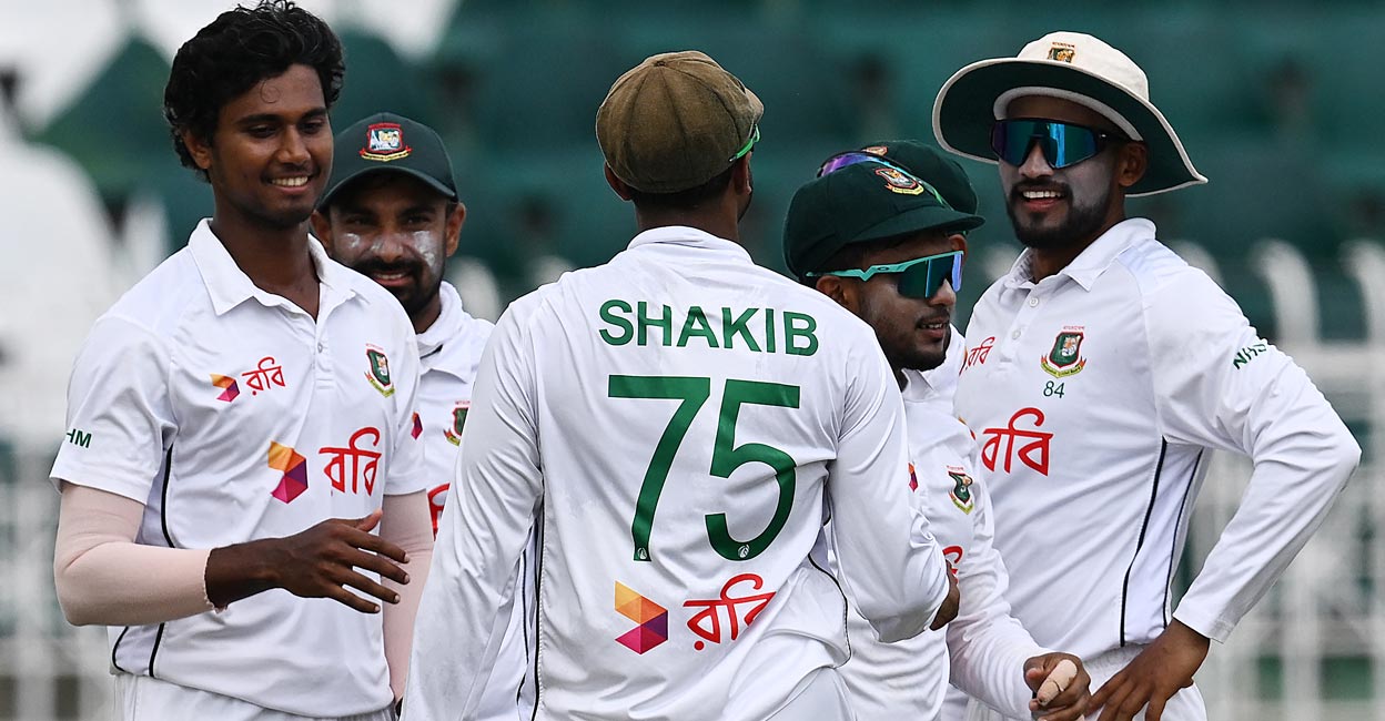Hasan Mahmud Hasan Mahmud, left, wrecked Pakistan in the second innings of the Rawalpindi Test. File photo: AFP/Aamir Qureshi