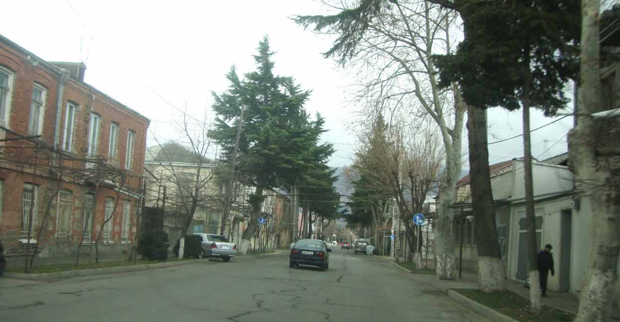 village-on-the-way-to-gori village-on-the-way-to-gori