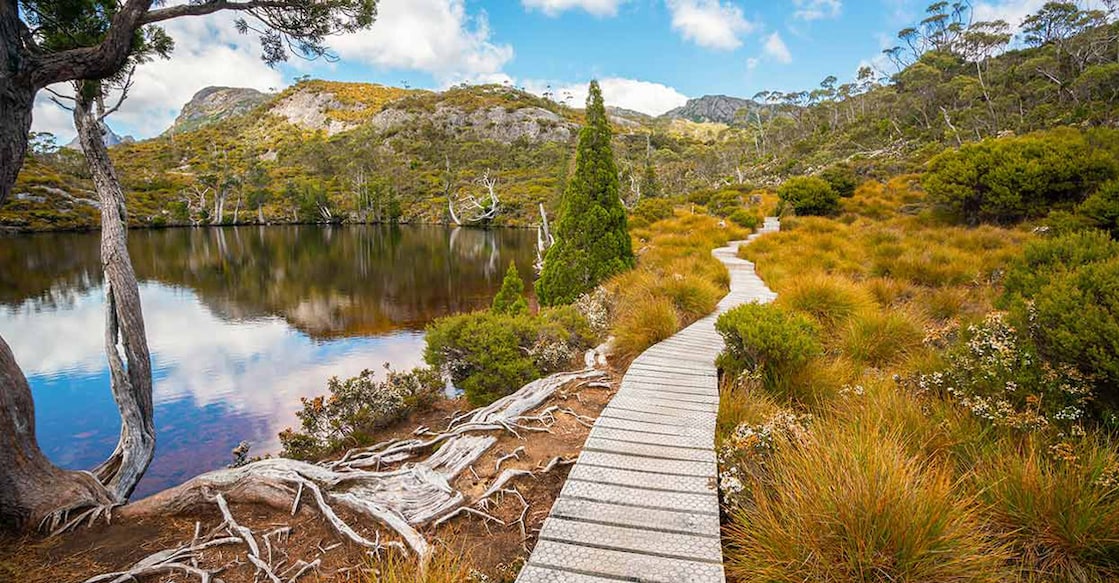 The Cradle Mountain National Park in Tasmania, Australia. Photo: iStock/Blue Planet Studio