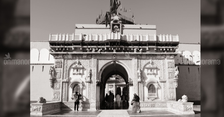 karni-mata-temple9 karni-mata-temple9