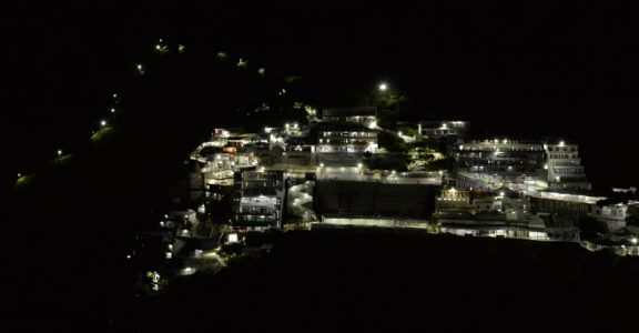Religiously inclined? Take a trip to these Devi temples this Navratri Religiously inclined? Take a trip to these Devi temples this Navratri