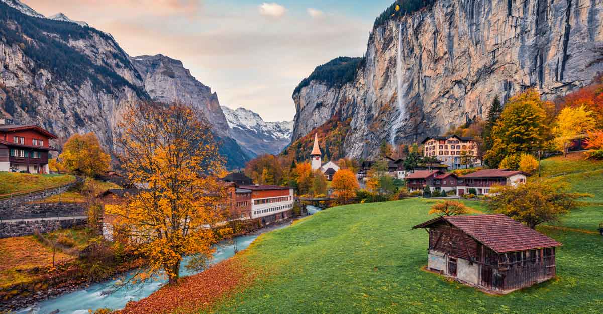 Mesmerising colours of autumn in Switzerland Mesmerising colours of autumn in Switzerland