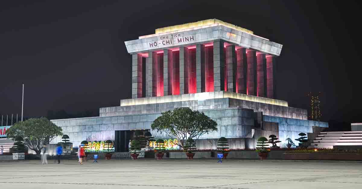 ho-chi-minh-mausoleum ho-chi-minh-mausoleum