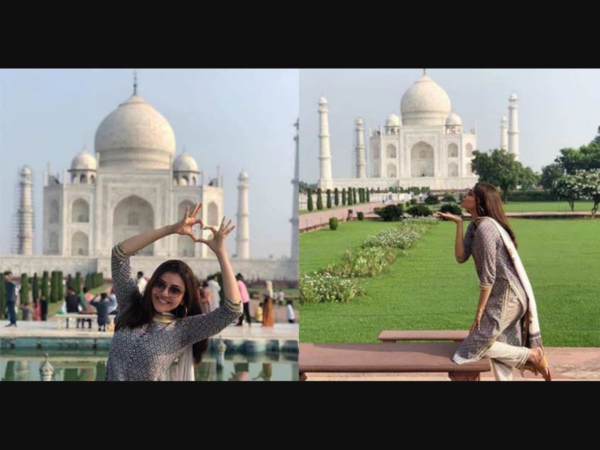 Photoshoot Pose at Taj Mahal