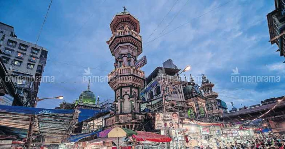 Why you should take a trip to Minara Masjid in Mumbai during Ramadan. Photo: Onmanorama