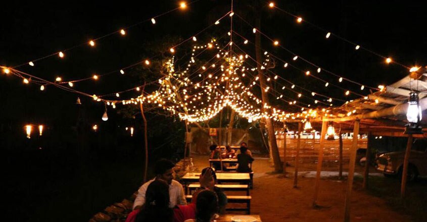 kayaloram-restaurant-kumbalangi3 kayaloram-restaurant-kumbalangi3