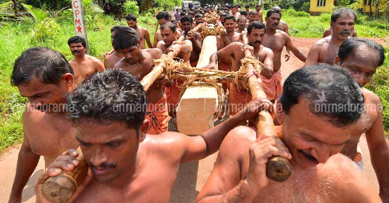 Kasaragod prepares for Mahabali's arrival in Thulam - and it is not Onam Kasaragod prepares for Mahabali's arrival in Thulam - and it is not Onam