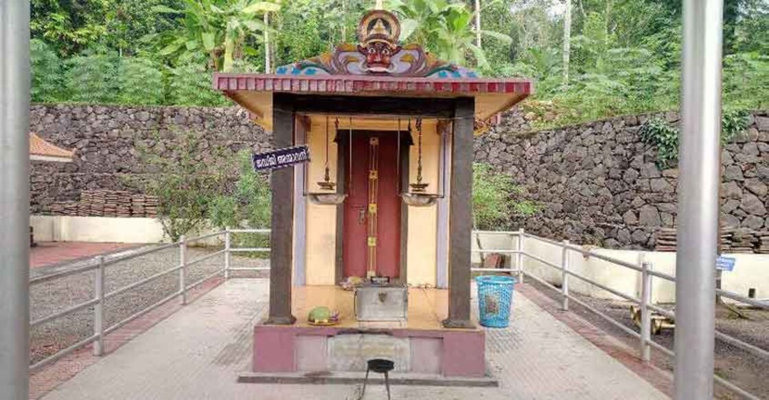 Shrine of 'Judge Ammavan': Where litigants rush to win court cases