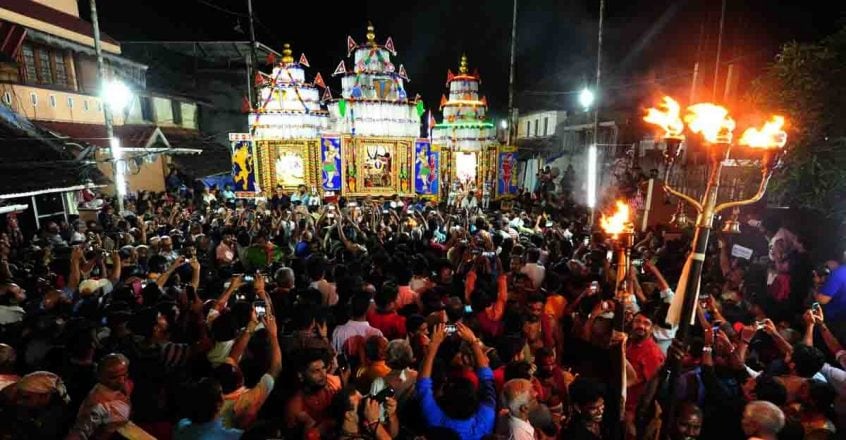 Kalpathy witnesses a big rush for chariot festival | Ratholsavam ...