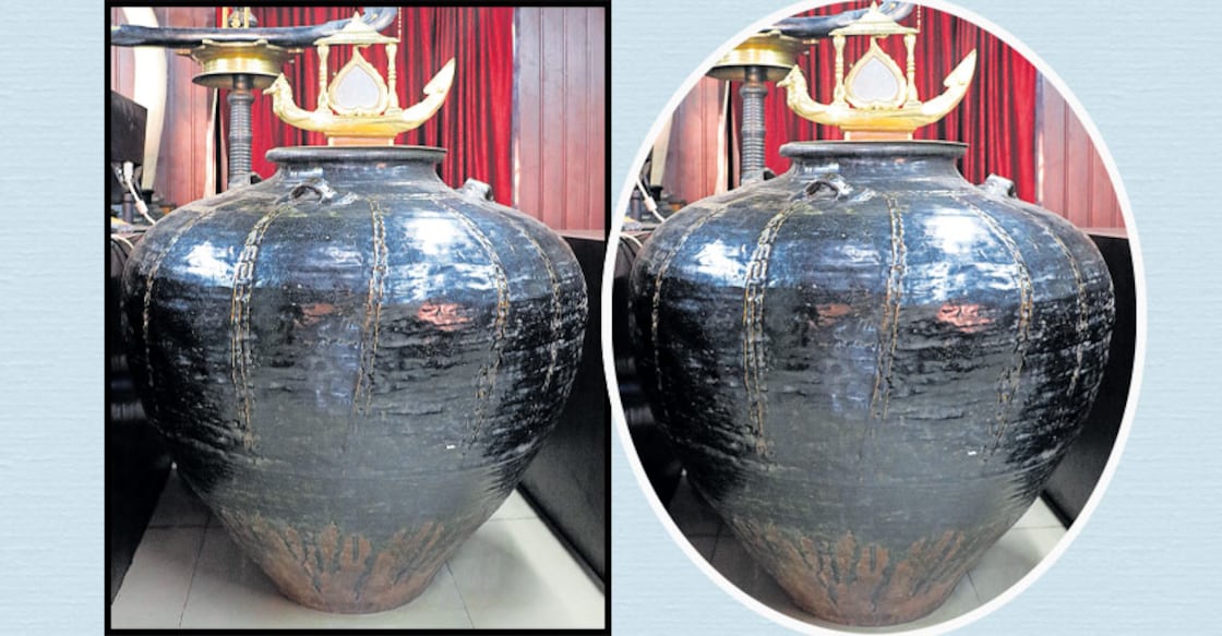 Ancient Chinese jars draw crowds to the Aranmula temple Ancient Chinese jars draw crowds to the Aranmula temple