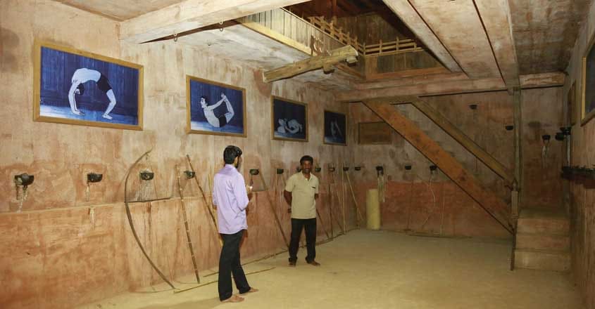 Charithra Maalika, a journey through the past Charithra Maalika, a journey through the past